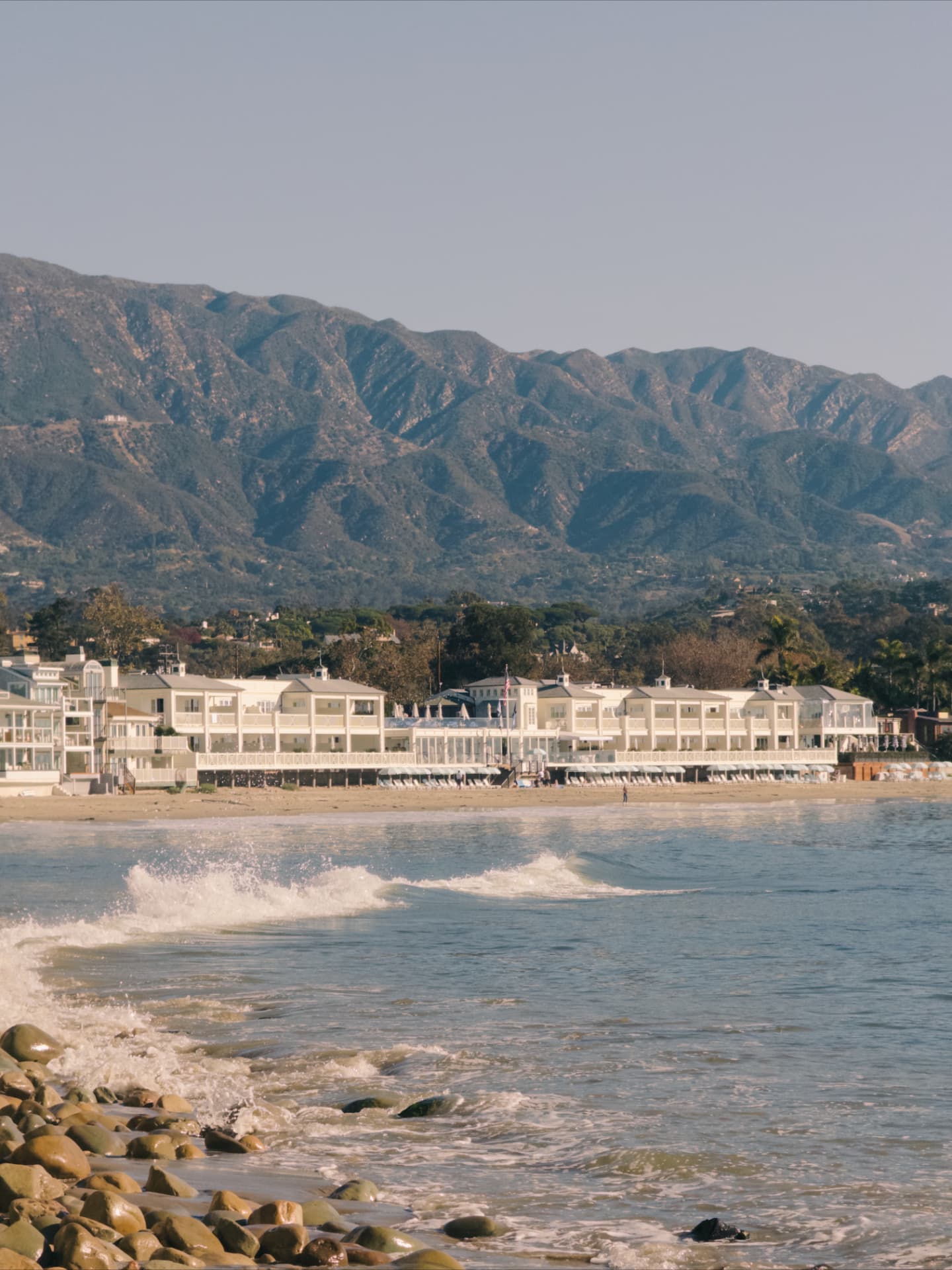 Coastal hotel landscape with mountains and ocean in Santa Barbara
